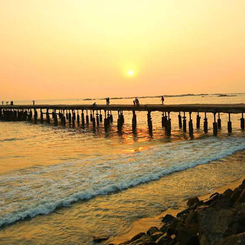 Thalassery Pier